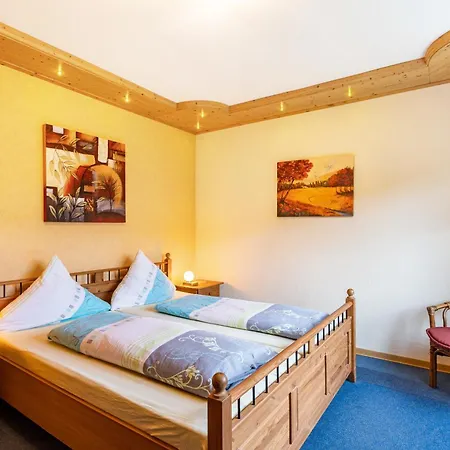 Zum Bachrauschen Apartament *